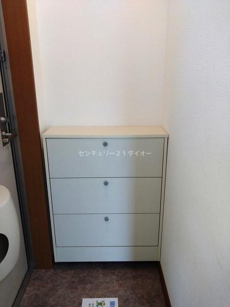 ミカドハイツ４の玄関画像