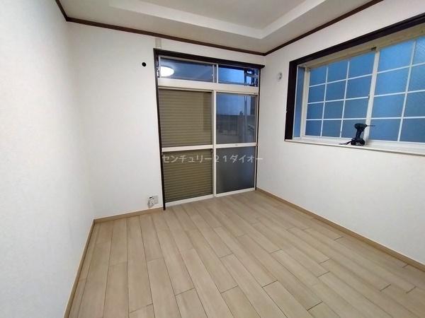 第一トミンハウスの洋室画像