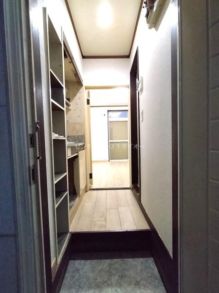 第一トミンハウスの玄関画像