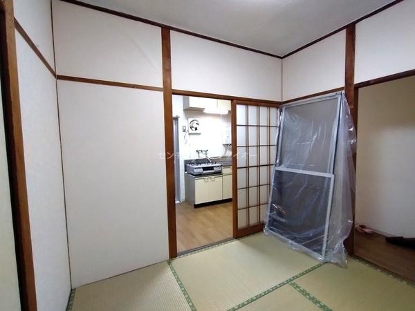 市川市平田2丁目のマンションの和室画像