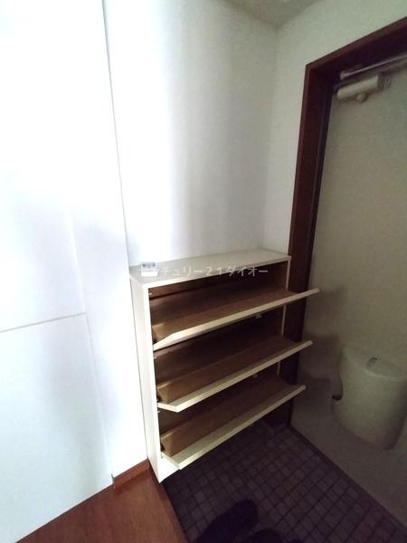 ミカドハイツ4の玄関画像