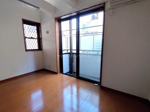 ミカドハイツ4の洋室画像