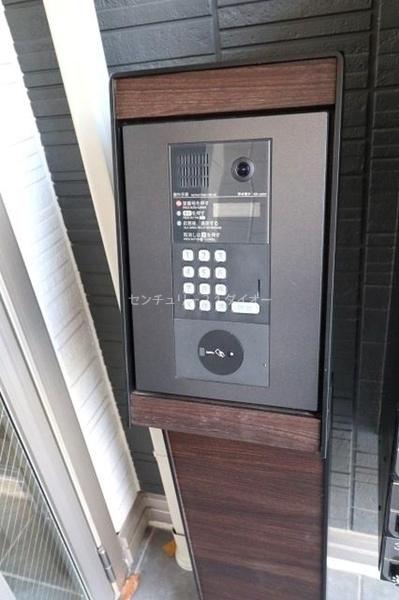 ルリアン北小岩３のエントランス画像
