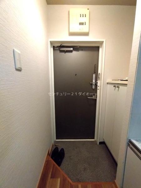 エムエム米山ビルの玄関画像