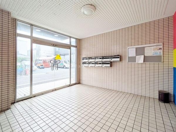 カーサM.Uのエントランス画像