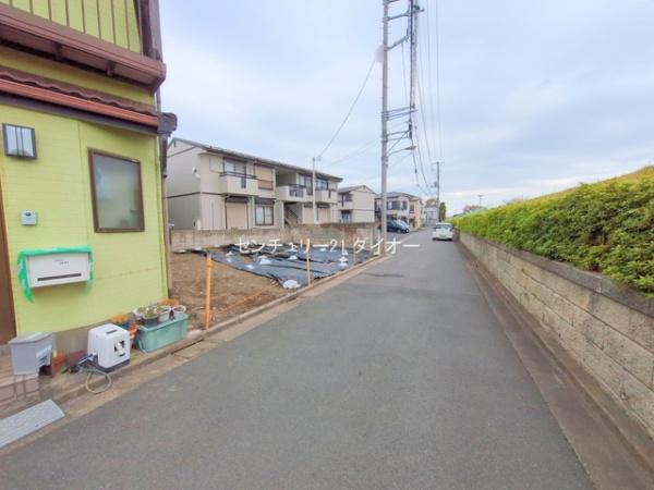 松本２丁目土地の前面道路含む現地写真画像