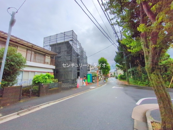 江戸川区東小岩４丁目の新築一戸建の前面道路含む現地写真画像