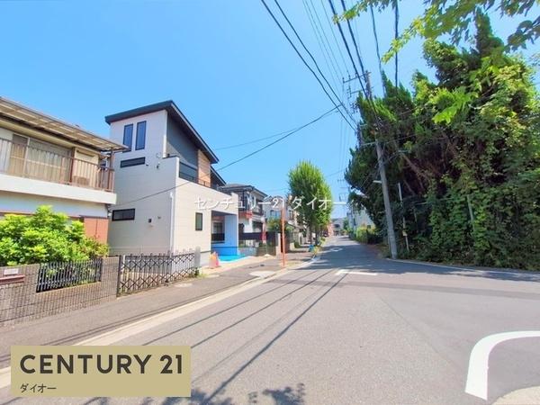 江戸川区東小岩４丁目の新築一戸建の前面道路含む現地写真画像