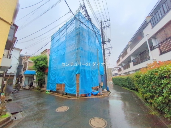 江戸川区本一色２丁目の新築一戸建の前面道路含む現地写真画像