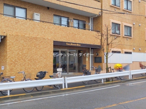 ライオンズマンション平井のエントランス画像