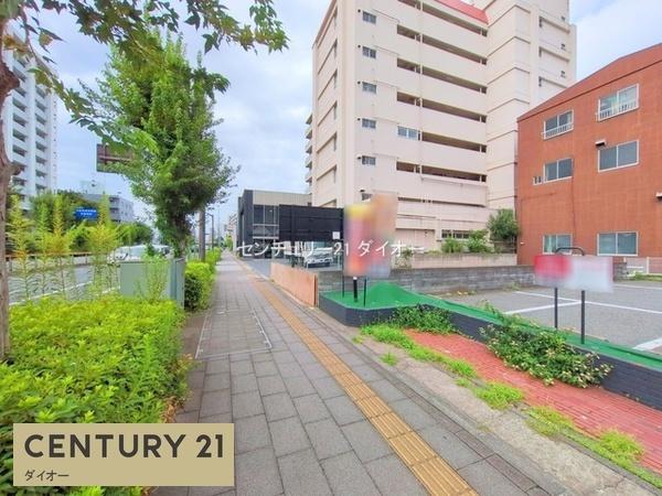 白鳥4丁目建築条件無し土地の前面道路含む現地写真画像