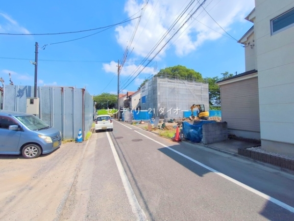 葛飾区西水元４丁目の新築一戸建の前面道路含む現地写真画像