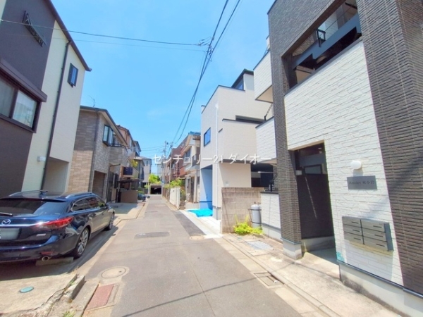 江戸川区東小岩５丁目の新築一戸建の前面道路含む現地写真画像