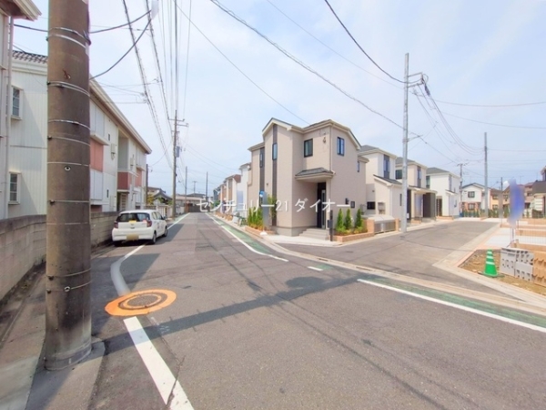 葛飾区西水元３丁目の新築一戸建の前面道路含む現地写真画像