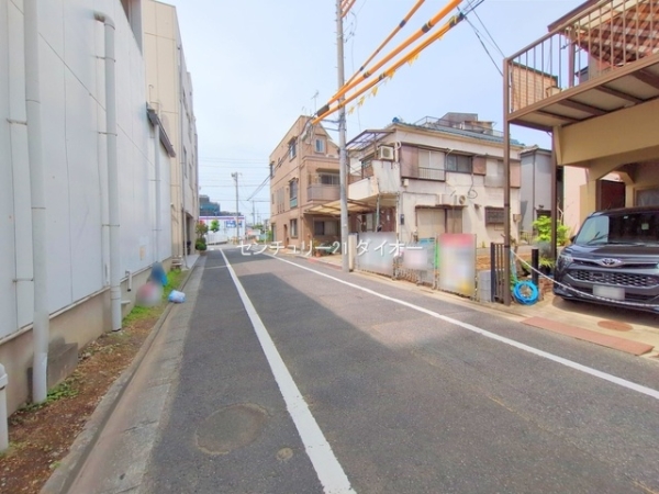 葛飾区金町1号棟の前面道路含む現地写真画像