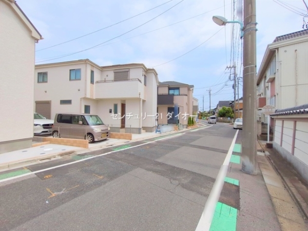 葛飾区西水元３丁目の新築一戸建の前面道路含む現地写真画像