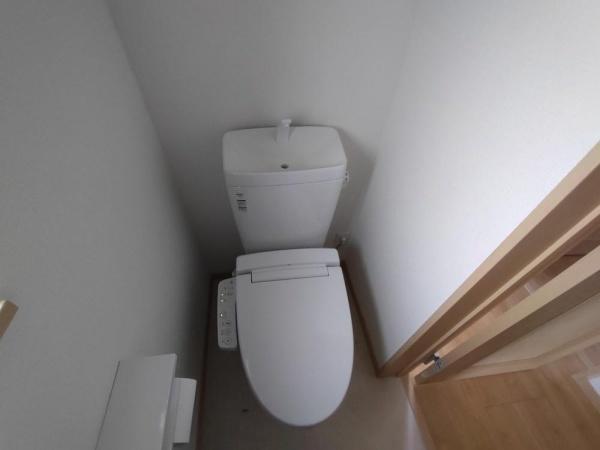 南小岩２丁目2019年築戸建のトイレ画像