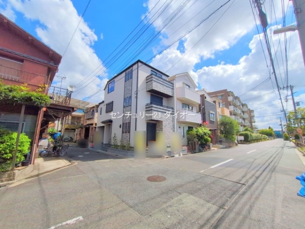 江戸川区東葛西４丁目の新築一戸建の前面道路含む現地写真画像
