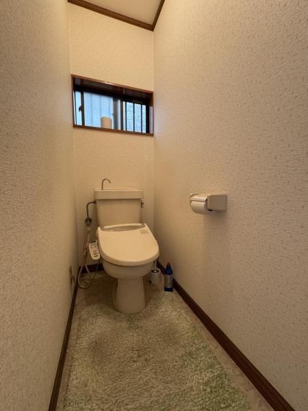 江戸川区上一色２丁目の中古一戸建のトイレ画像
