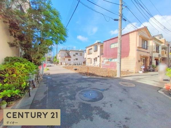 西新小岩５丁目建築条件なし土地の前面道路含む現地写真画像