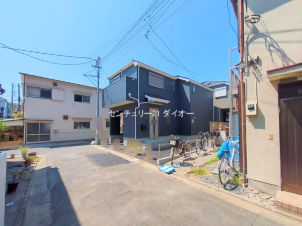 大杉１丁目新築2号棟の前面道路含む現地写真画像