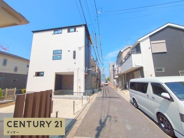 奥戸２丁目1号棟の前面道路含む現地写真画像