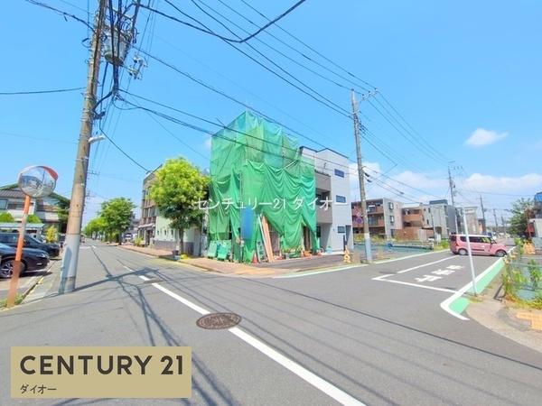 上篠崎２丁目全１棟の前面道路含む現地写真画像