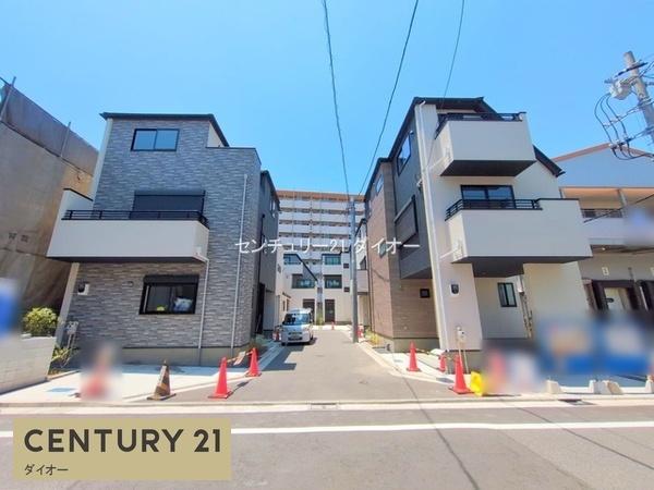江戸川区下篠崎町3号棟の前面道路含む現地写真画像