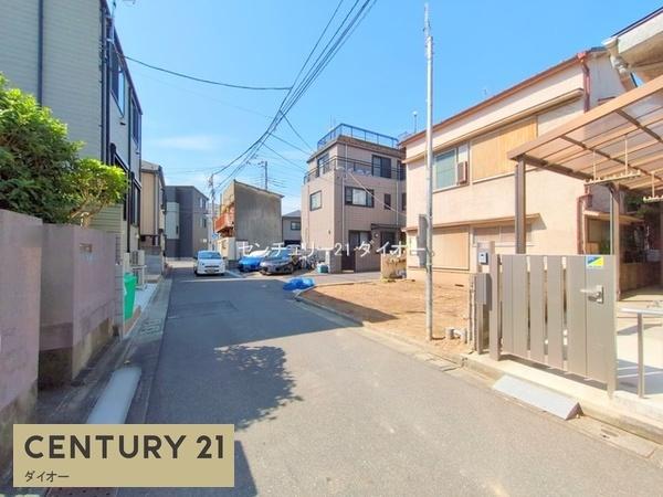 葛飾区東金町４丁目の新築一戸建の前面道路含む現地写真画像