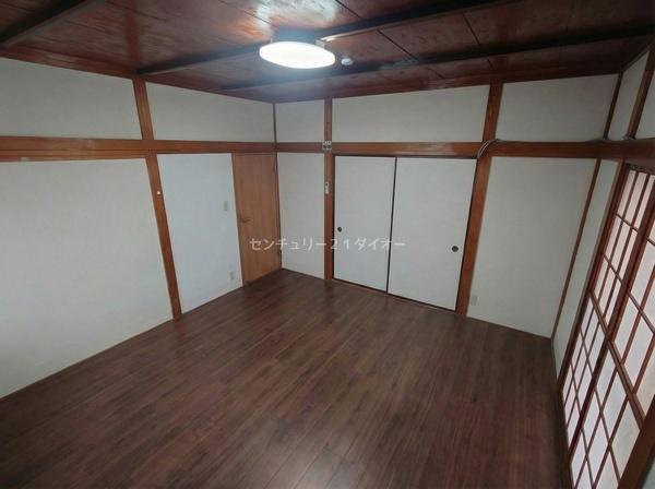 八千代台南１丁目戸建のリビング画像