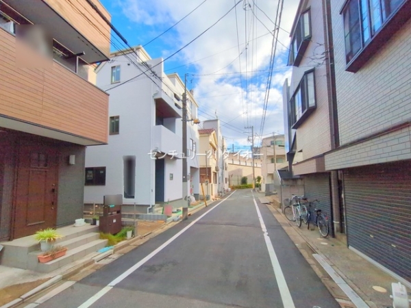 江戸川区東小岩6丁目1号棟の前面道路含む現地写真画像