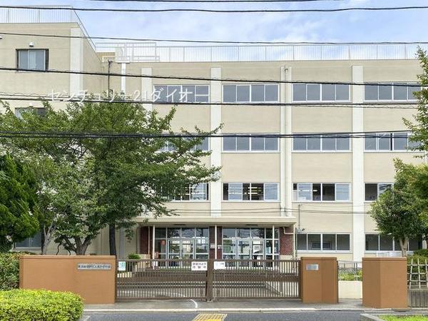 葛飾区鎌倉1丁目の中古一戸建の中学校画像