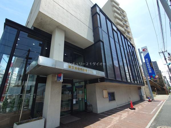 葛飾区鎌倉1丁目の中古一戸建の銀行画像