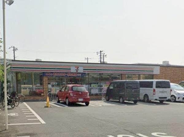 昭和コーポ谷津A棟のコンビニ画像