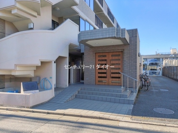 クレストコート篠崎のエントランス画像