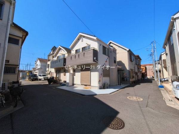江戸川区一之江1丁目の中古一戸建の前面道路含む現地写真画像