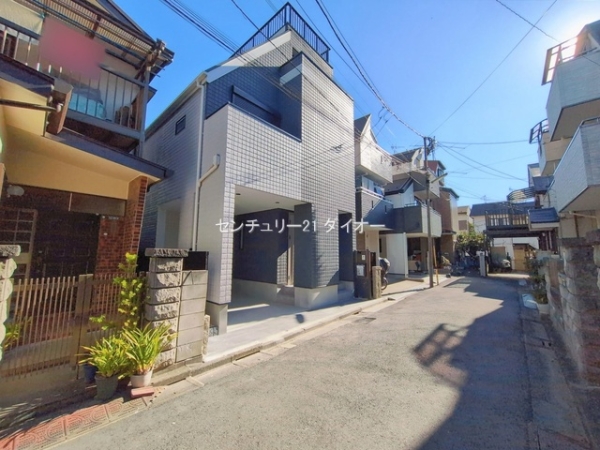 葛飾区奥戸２丁目の新築一戸建の前面道路含む現地写真画像