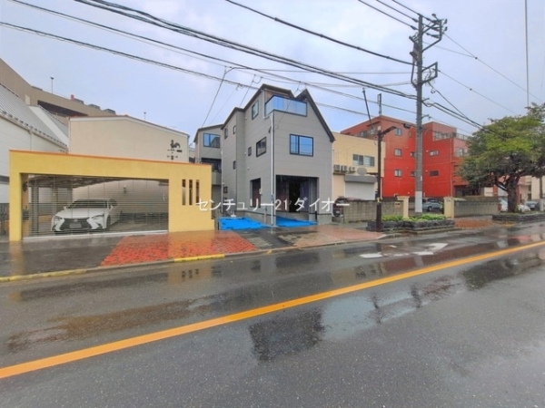 葛飾区亀有4丁目の新築一戸建の前面道路含む現地写真画像