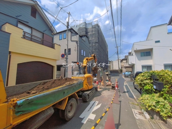江戸川区北小岩3丁目の新築一戸建の前面道路含む現地写真画像