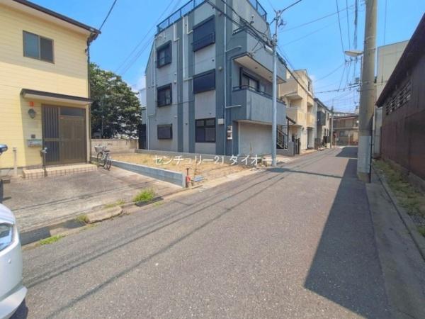 葛飾区西新小岩3丁目1号地の前面道路含む現地写真画像