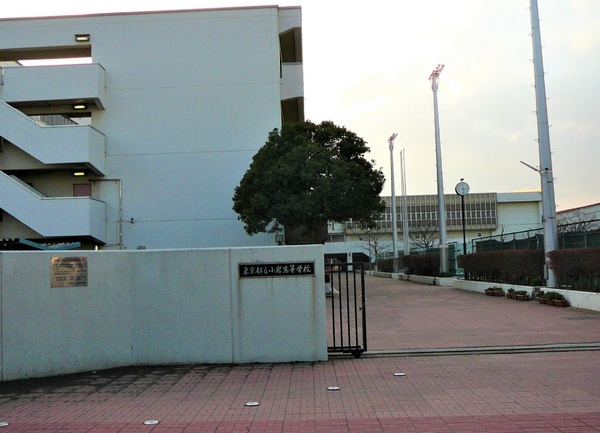 江戸川区本一色3丁目の高校・高専画像