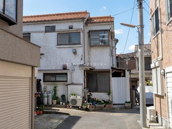 江戸川区本一色3丁目の前面道路含む現地写真画像