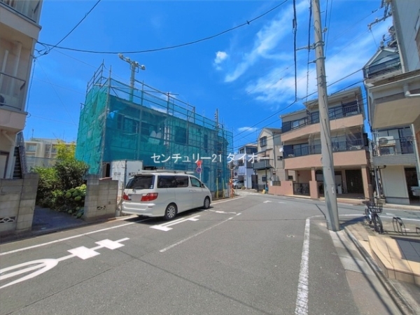江戸川区東小岩１丁目1号棟の前面道路含む現地写真画像