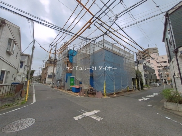 江戸川区東小岩５丁目1号棟の前面道路含む現地写真画像