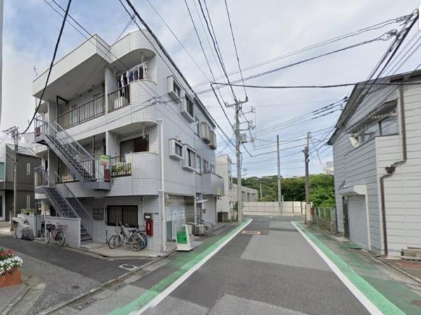 葛飾区奥戸２丁目根本ハイツの前面道路含む現地写真画像