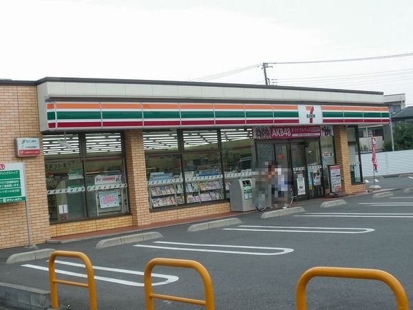 メゾンデューク菖蒲園のコンビニ画像