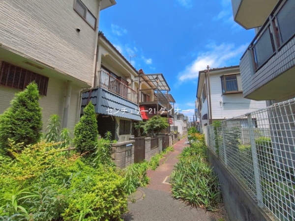 江戸川区北小岩5丁目の前面道路含む現地写真画像