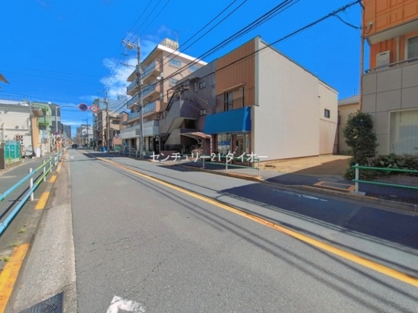葛飾区亀有２丁目の土地の前面道路含む現地写真画像