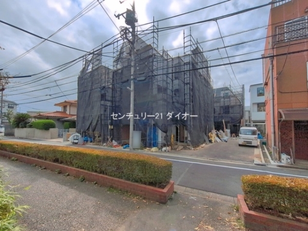 江戸川区篠崎町4丁目の新築一戸建の前面道路含む現地写真画像