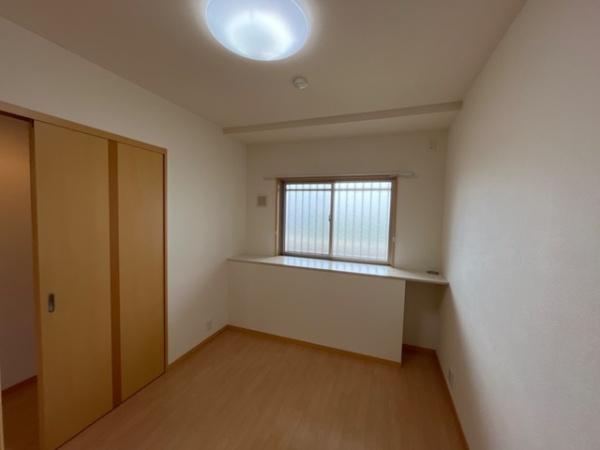 LaVieenrosehillの洋室画像